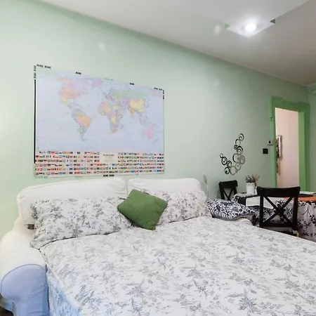Cozy House In Sarpi Apartment Mailand