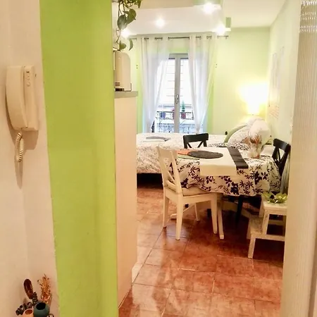 Cozy House In Sarpi Apartment *